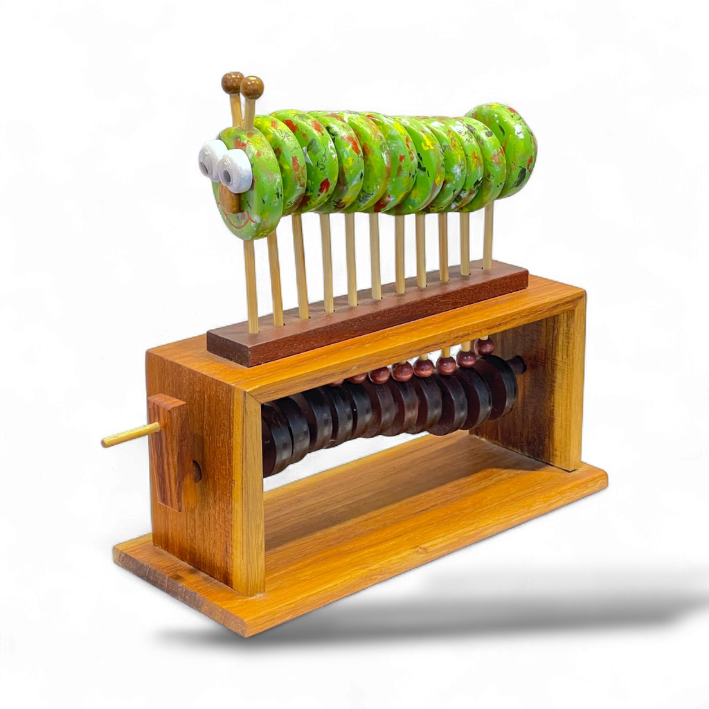 RJ4 - GUSANO DE MADERA AUTOMATA