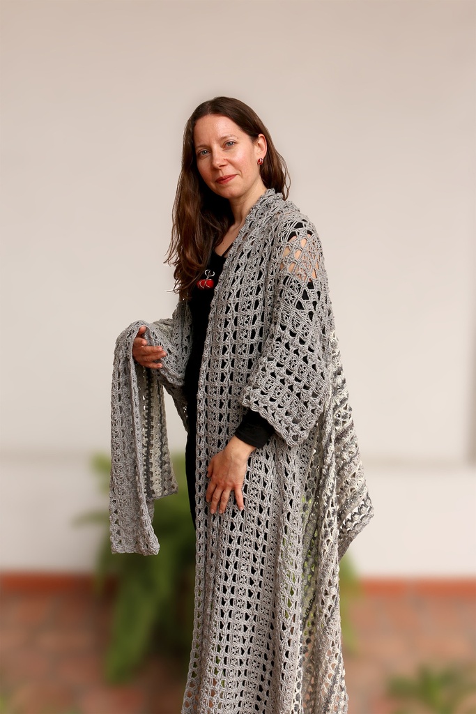 EP12 - PONCHO GRIS